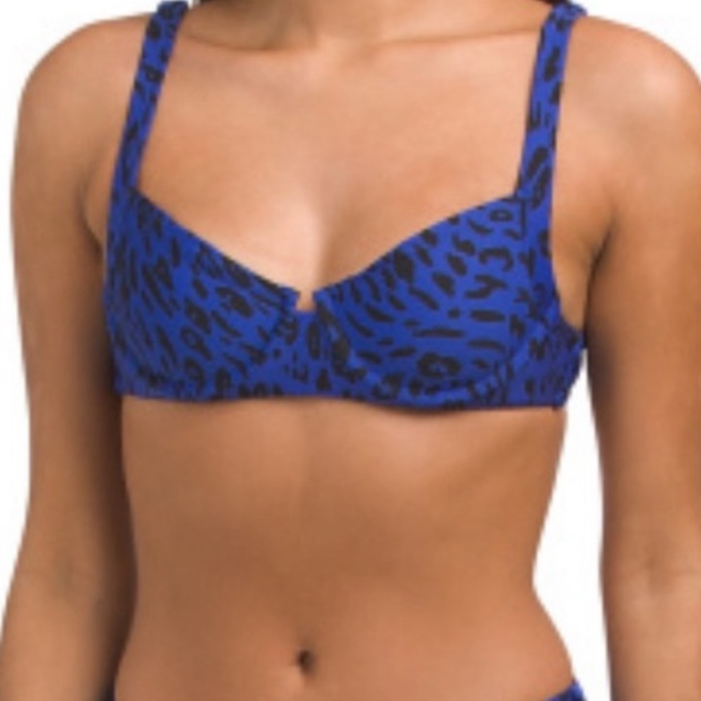 NWT VITAMIN A demi leopard cheetah Blue black Print Bikini Top size DD
